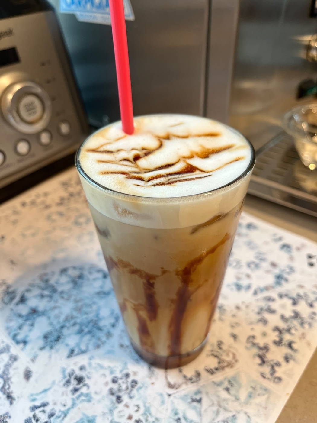 Iced Latte al caramello salato