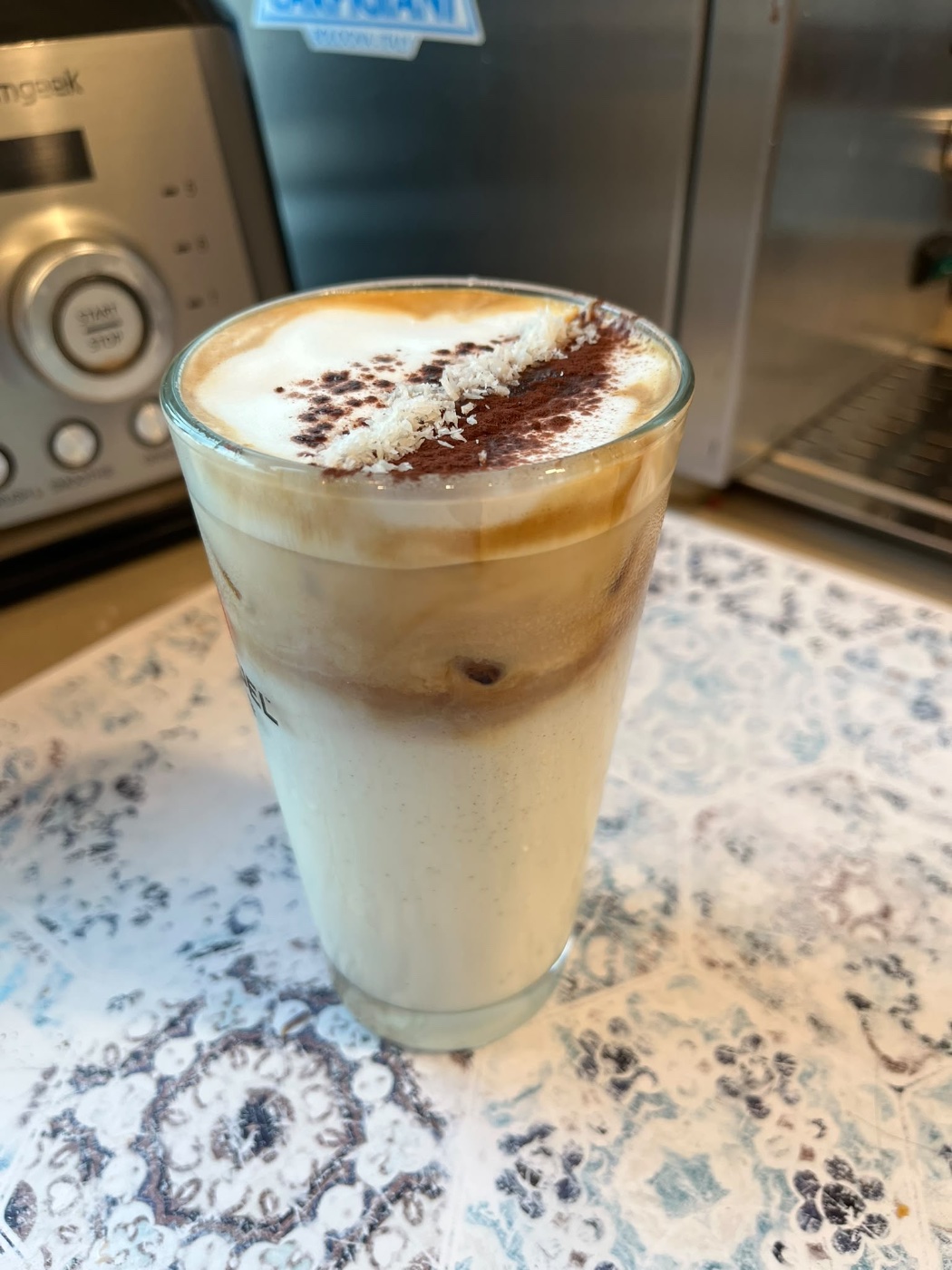 Iced latte cocco
